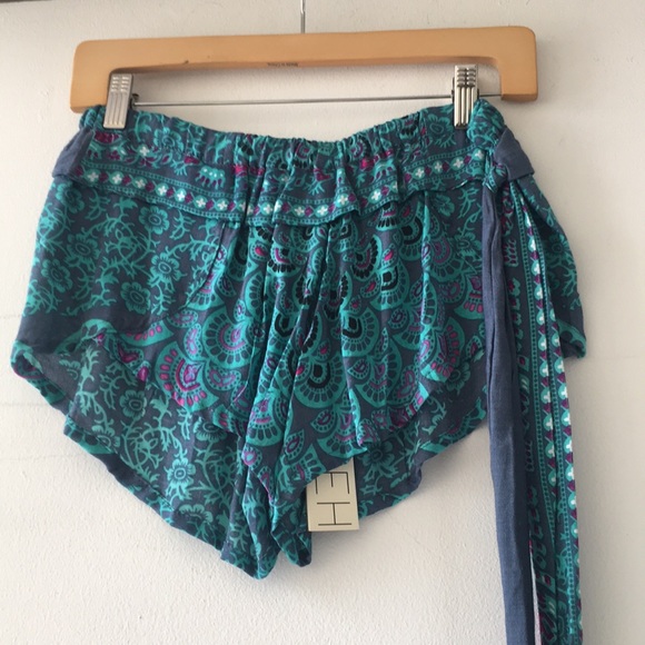 Yireh Pants - Yireh Pantai Short - Moorea